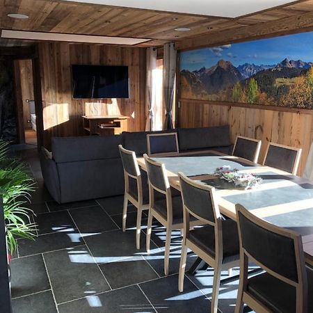 Chalet Hubert Apartment Morzine Bagian luar foto