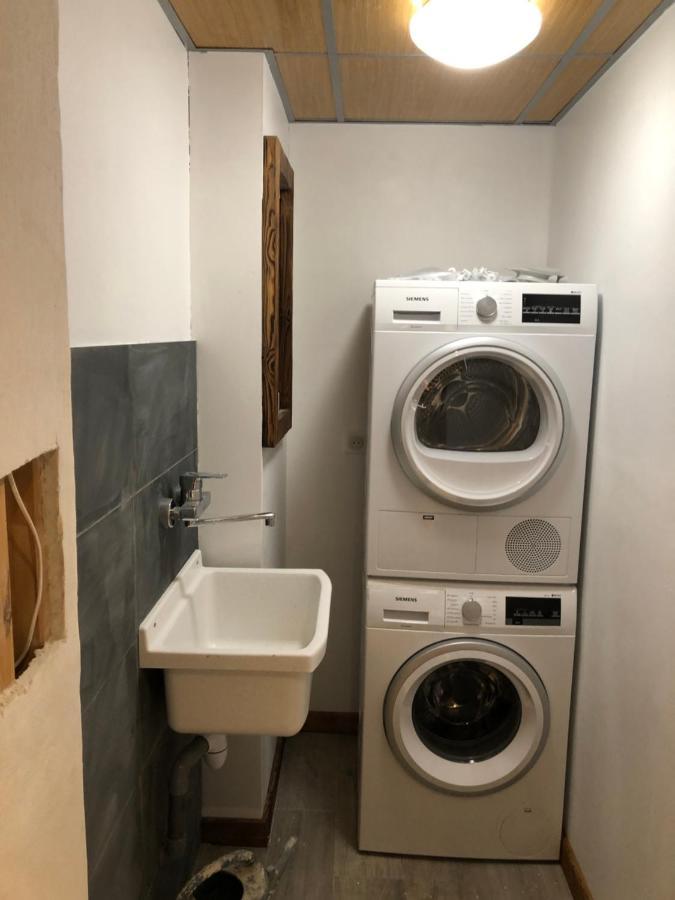 Chalet Hubert Apartment Morzine Bagian luar foto