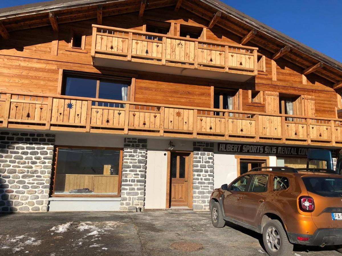Chalet Hubert Apartment Morzine Bagian luar foto